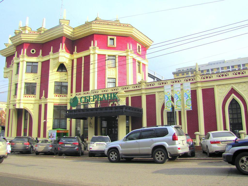 Guest House On Kaldaiakova 38 Almaty Exterior photo