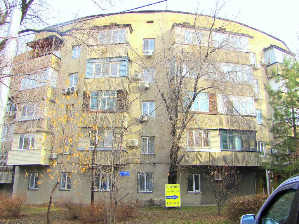 Guest House On Kaldaiakova 38 Almaty Exterior photo