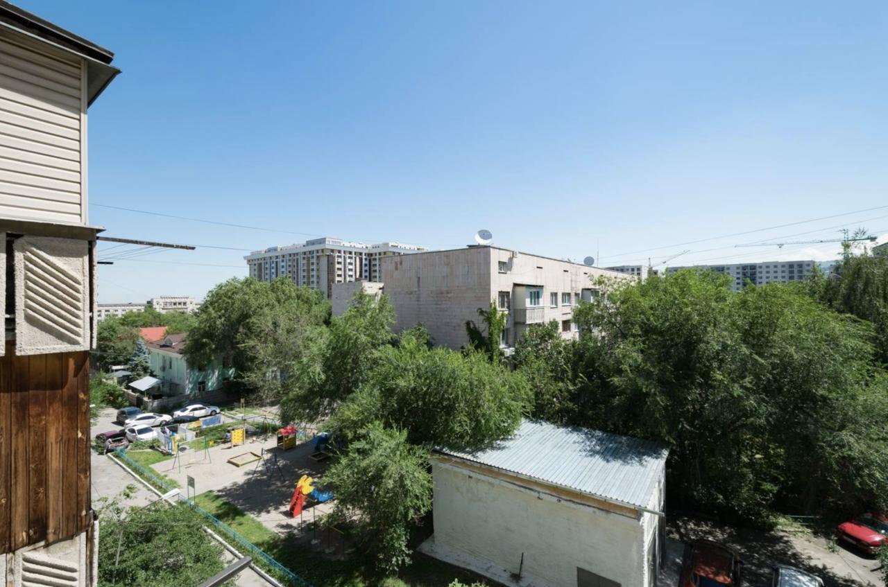 Guest House On Kaldaiakova 38 Almaty Exterior photo